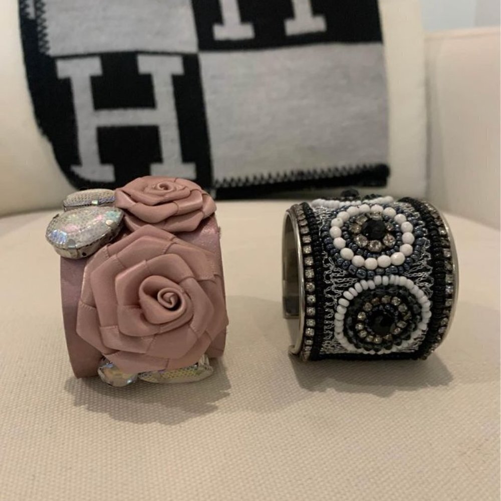 WOMAN’S adjustable cuff bracelets. - Picture 3 of 4